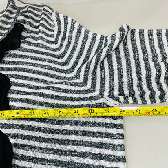 Doncaster Gray White Stripe Zig Zag Silk Trim Button Down Silk Cardigan Plus 3W - Picture 9 of 10